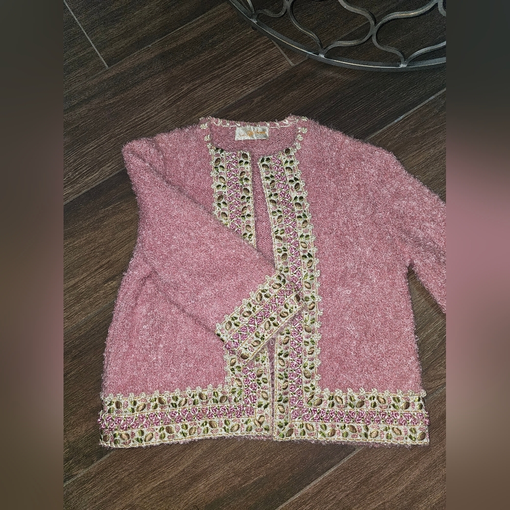 VINTAGE SAKS FIFTH AVENUE PINK SWEATER EMBELLISHED DETAIL NO SIZE CARDIGAN - Picture 5 of 14